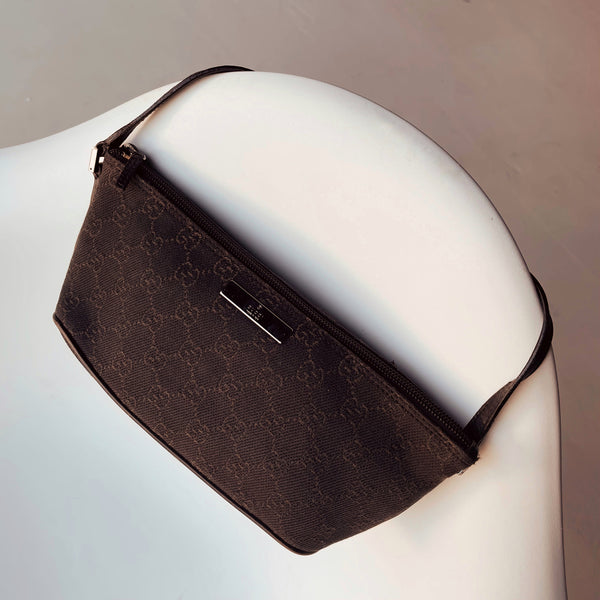 Vintage Gucci Black GG Canvas and Leather Boat Pochette Bag –