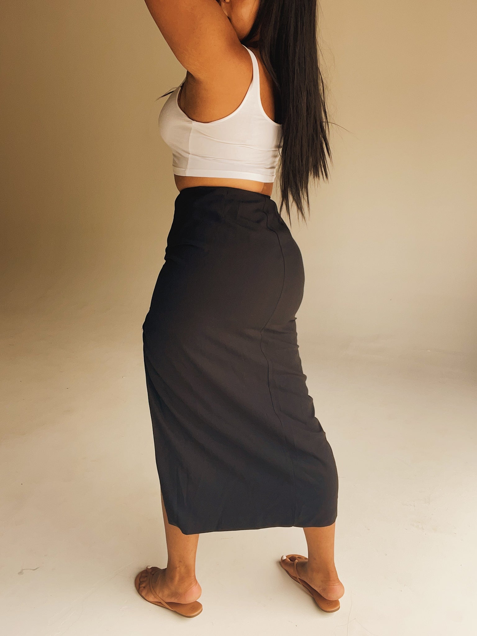 ‘Rian’ Black Thigh-High Slit Skirt (L)