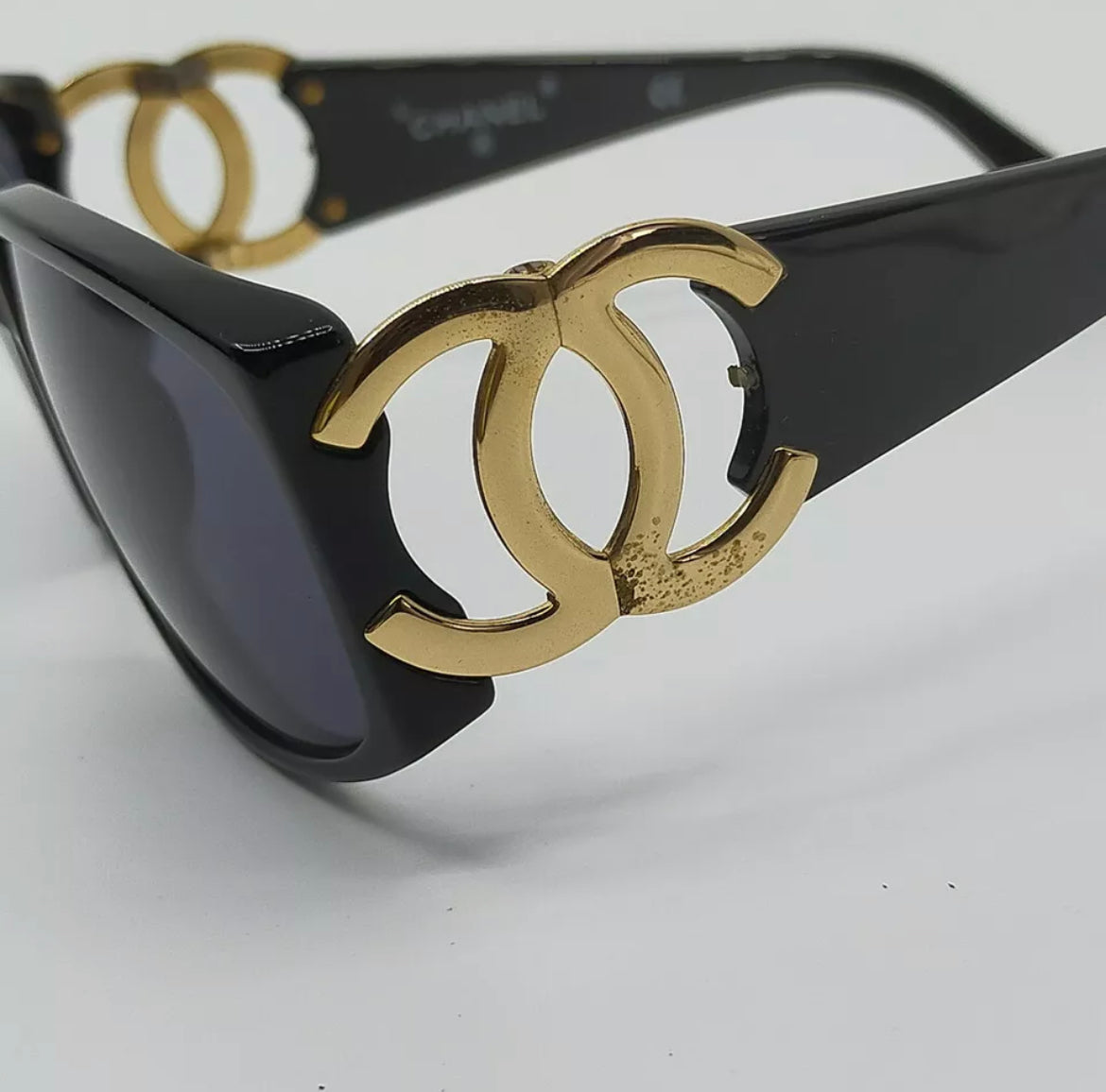 Chanel sunglasses design - Gem