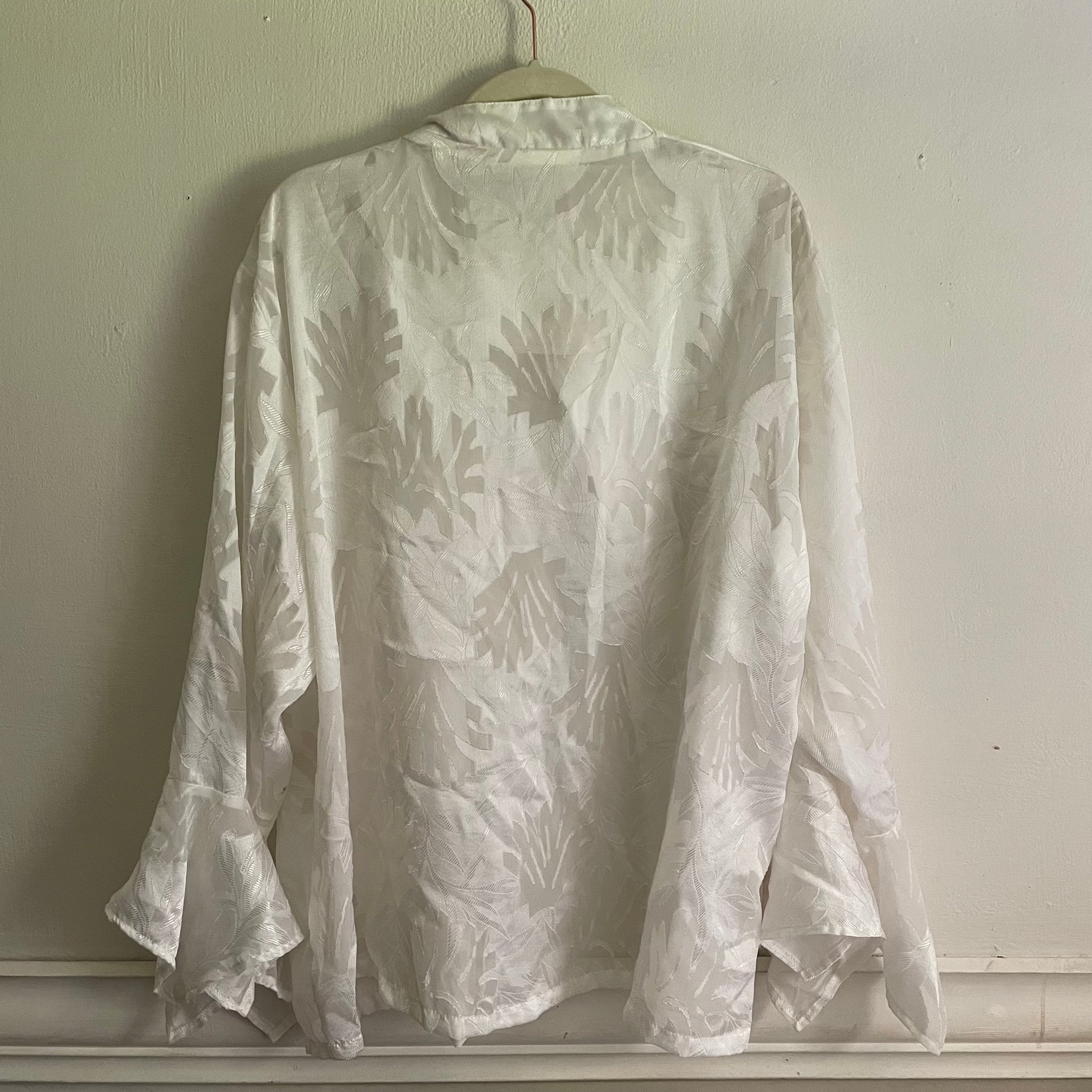 ‘Safia’ Sheer Palm White Collared Shirt (XL-XXXL)