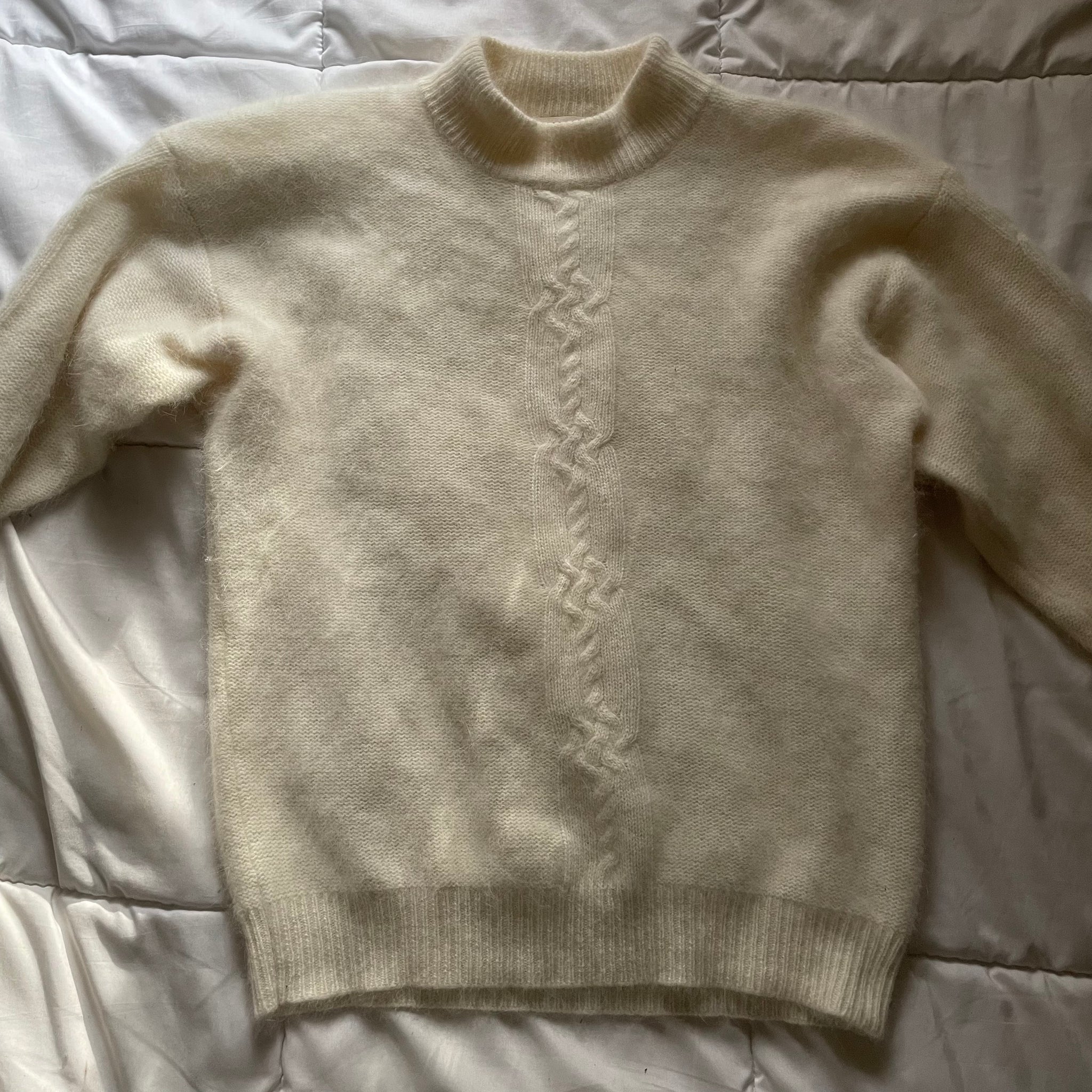 Mari' Fuzzy Mohair Sweater (M-XL) | Vanilla Vintage: Women's Vintage